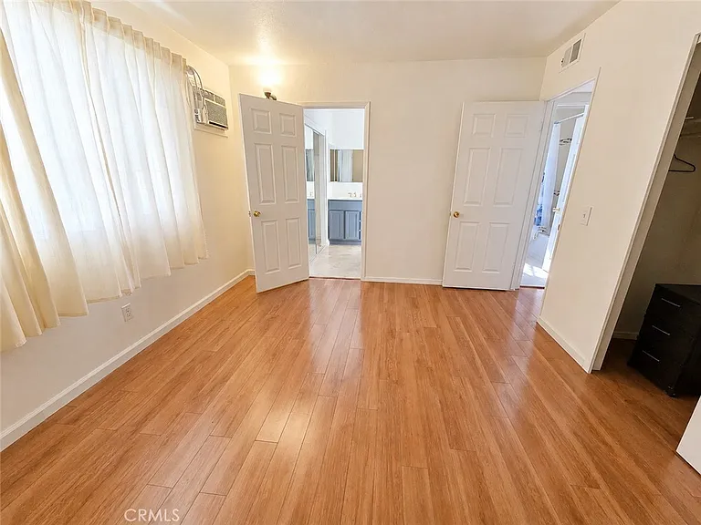 2640 Batson St #A — Photo 5