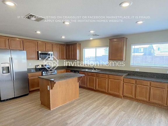 4th image of 553 Port Talbot Ave
