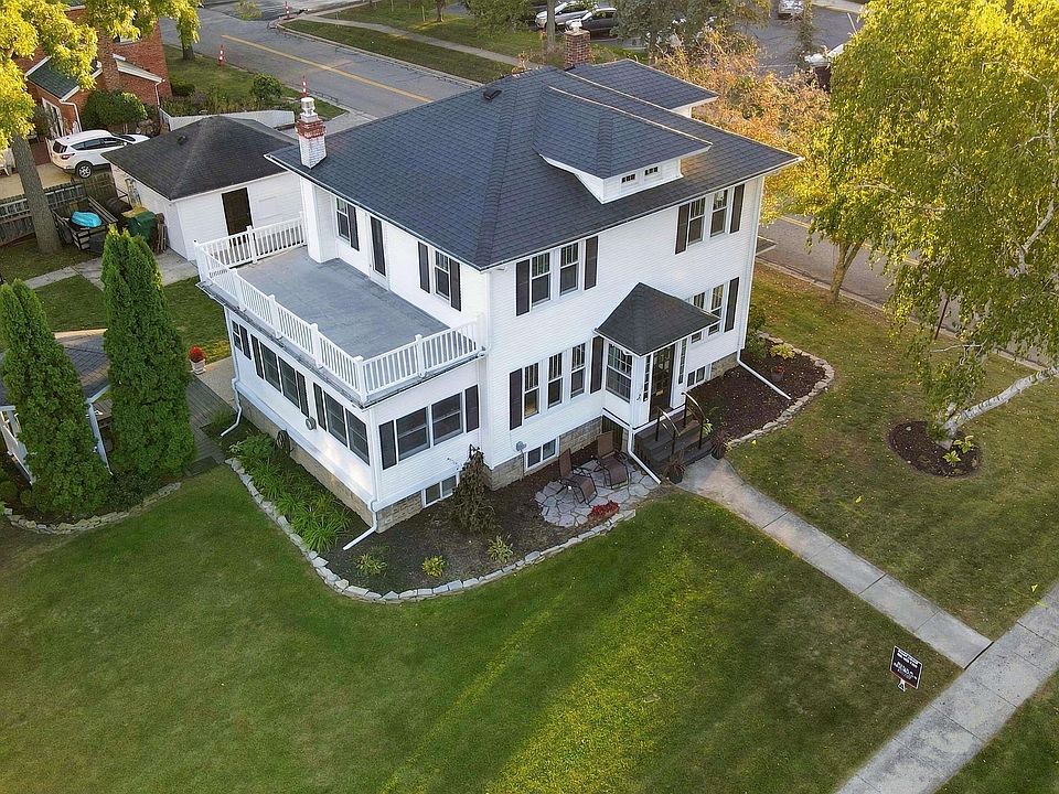 515 Adams St, photo 5