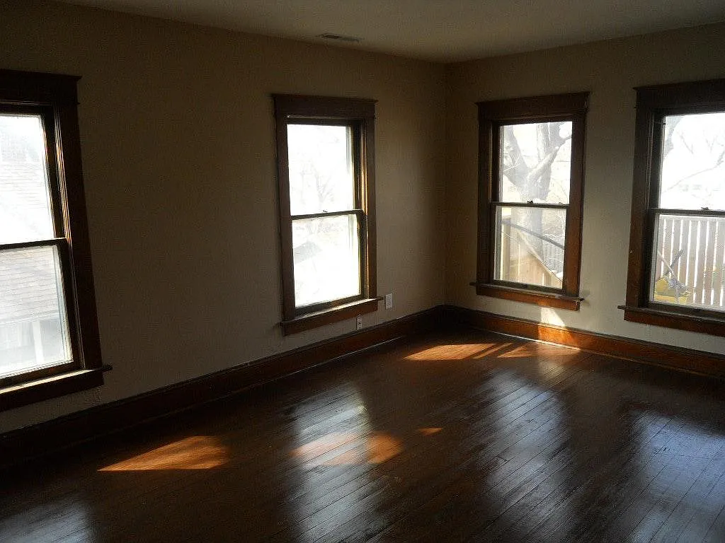 3 bed, $1,575 — Photo 4