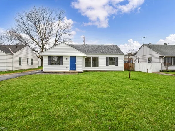 15812 Eleanore Dr, Cleveland, OH 44135