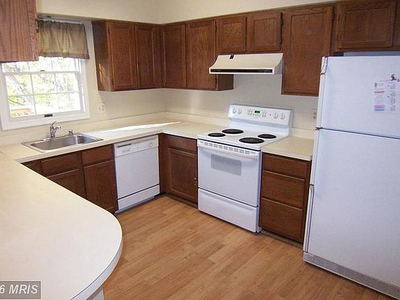 4th image of 1073 Wingate Ct Unit G-6