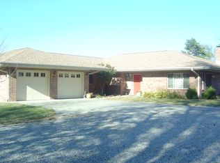 617 N Chestnut St, Lindsborg, KS 67456