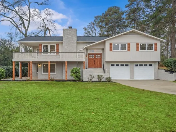 210 Leslie Ln, Pendleton, SC 29670