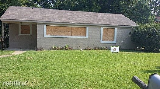 W Patton Ave