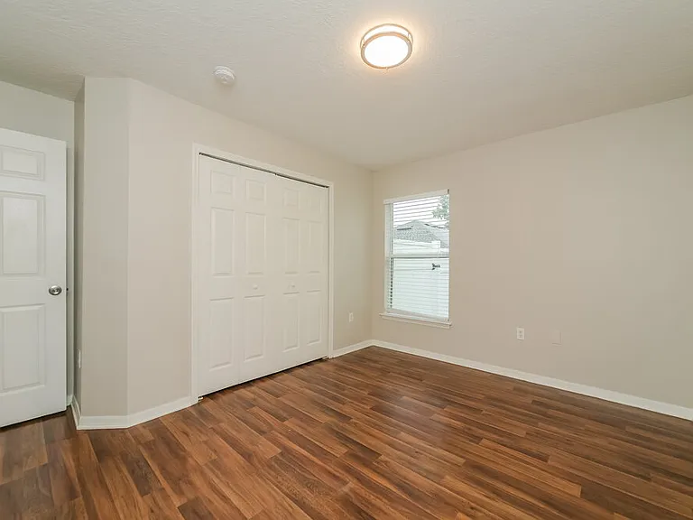 426 Disston Ave — Photo 14