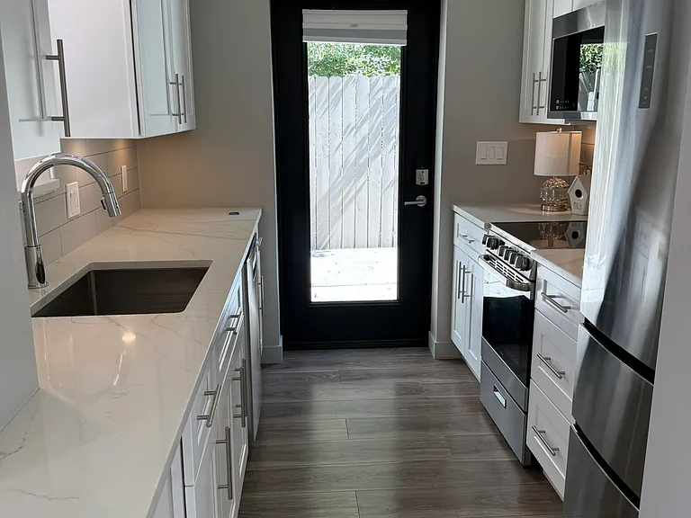 1157 Josephine St — Photo 6
