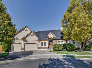 698 E Cloverhill Ct, Eagle, ID 83616