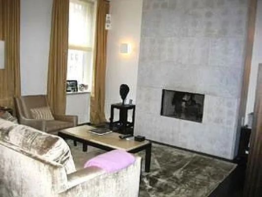 Rented by Douglas Elliman | media 27