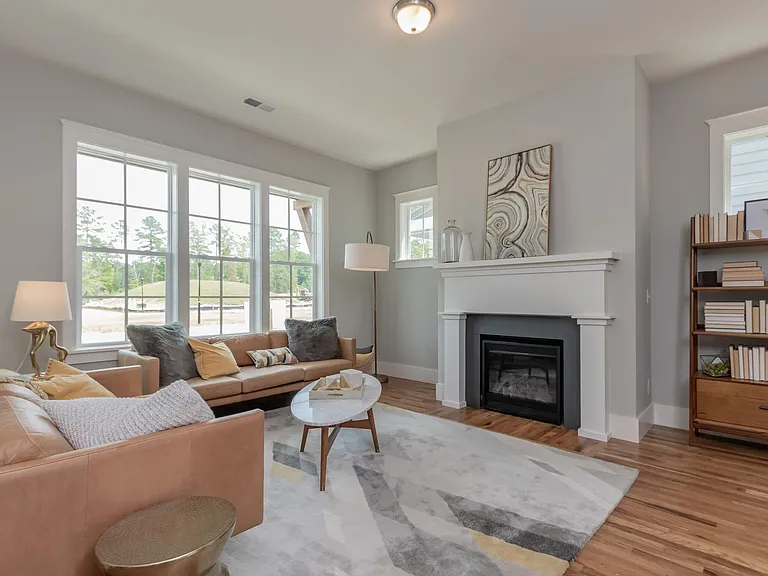 1318 Excelsior Grand Ave — Photo 2