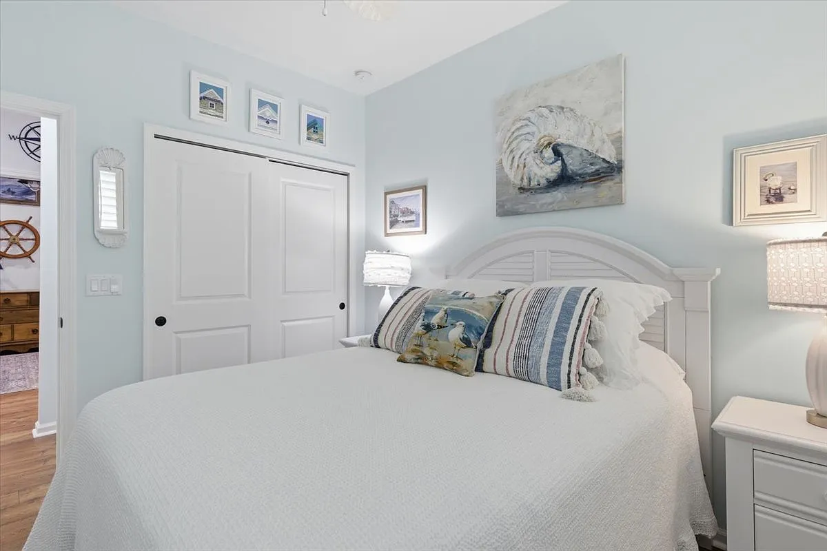 2 bed, 1447 sqft, $3,200 — Photo 3