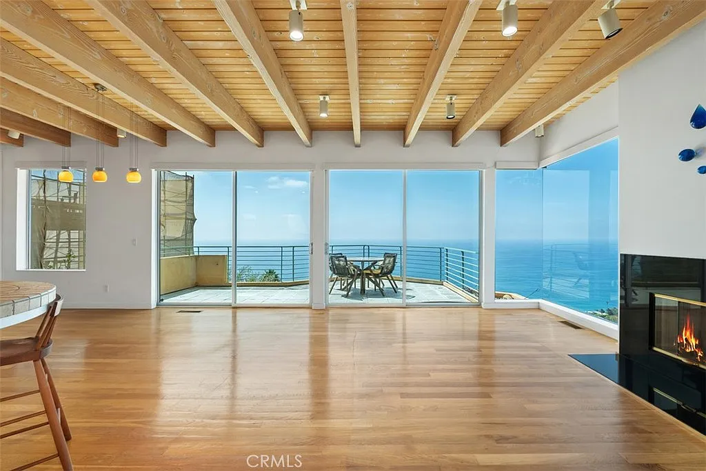 3 bed, 3.5 bath, 2349 sqft, $11,000 — Photo 4