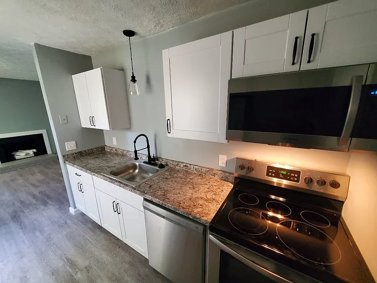 1317 Pierce Rd #A — Photo 6