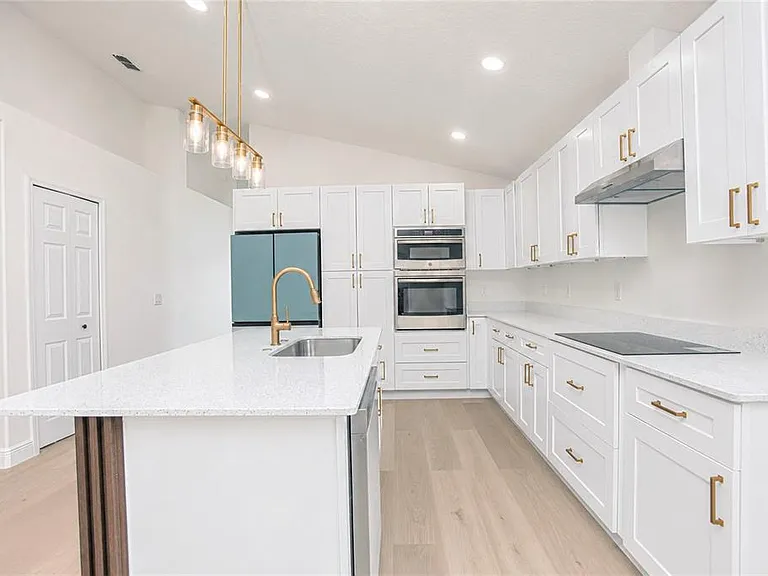 2039 Shannon Lakes Blvd — Photo 5