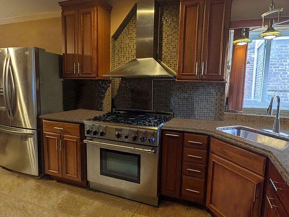 3rd image of 82-08 166th St
