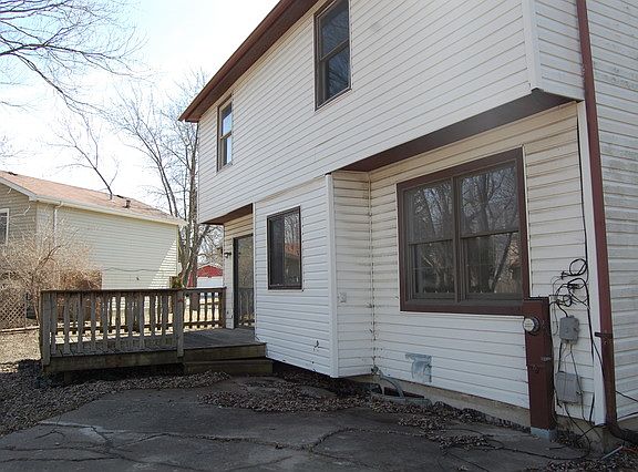 2nd image of 4648 Clarendon Ave