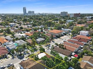 3311 SW 25th St, Miami, FL 33133