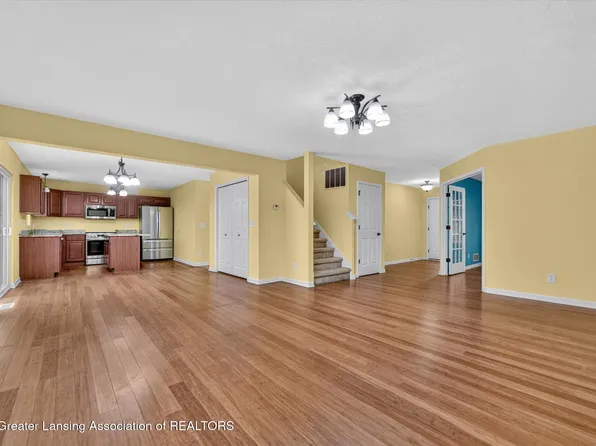 2642 Elderberry Dr, Okemos, MI 48864