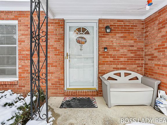5th image of 6947 Linden Ave SE