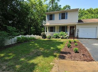 49 Sunrise Ter, Millersville, PA