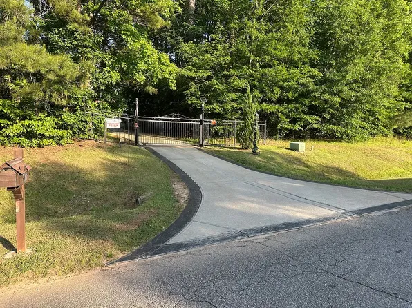 315 Travel Lite Dr, Raleigh, NC 27603
