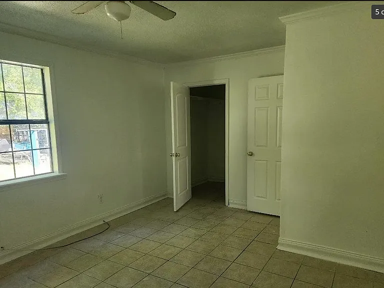 3547 Mission Dr — Photo 8