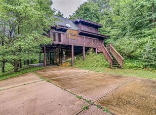 9 Hans Rd, Mc Donald, PA 15057