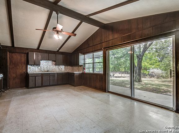 4th image of 2125 Silver Hills Dr