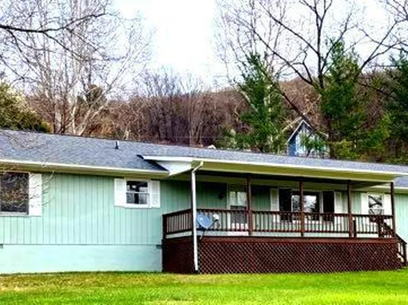 14 Cider Ct, Linden, VA 22642