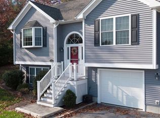 29 Old North Rd, Coventry, RI 02816