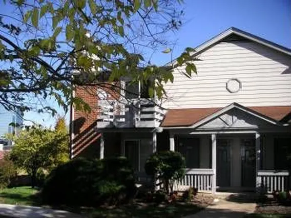 1556 E Swan Cir, Saint Louis, MO 63144