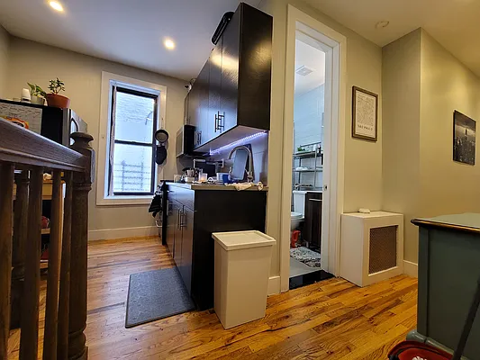 Rented by Lodger Corp | media 10