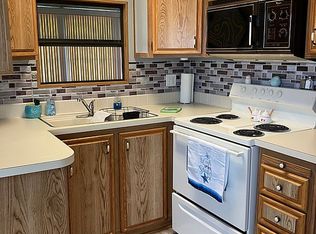 102 Kove Blvd, Osteen, FL 32764