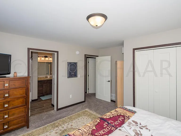 5461 Mac Dr — Photo 12