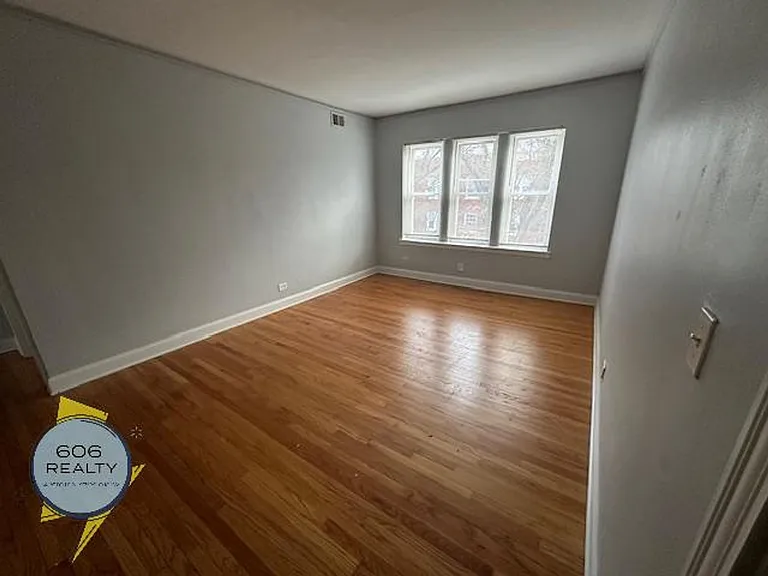 7350 N Damen Ave #G — Photo 13