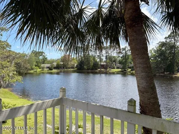 6202 LAKE LUGANO Drive #6202, Jacksonville, FL 32256