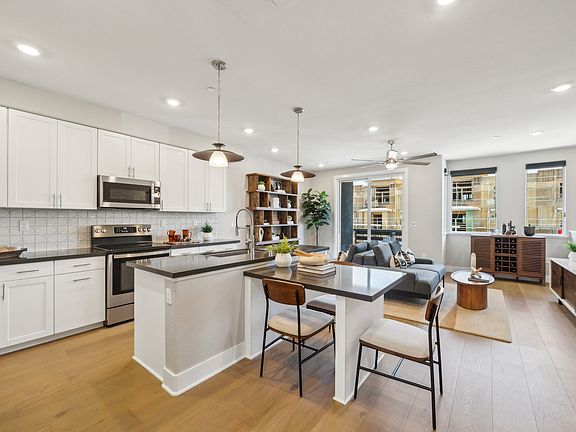 SF1 Dining Kitchen