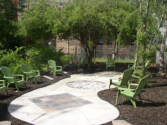 Rented by Strategic Group | media 27