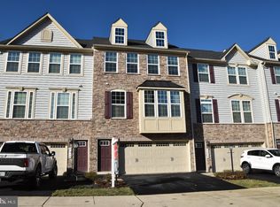 7036 Darbey Knoll Dr, Gainesville, VA 20155