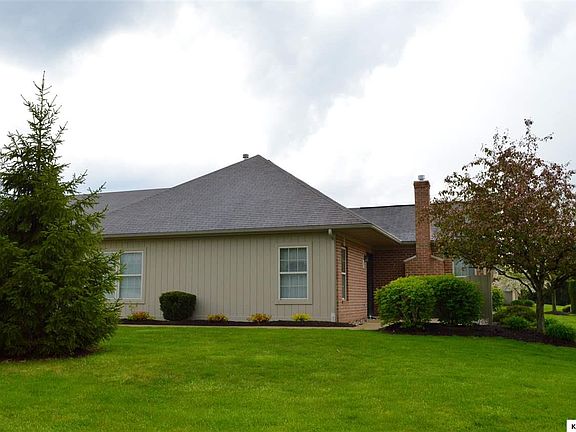 2nd image of 70 Woodberry Dr