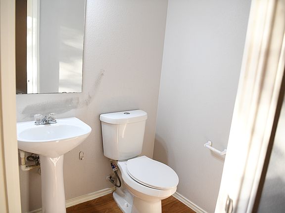 4th image of 10726 Mathom Lndg APT 4