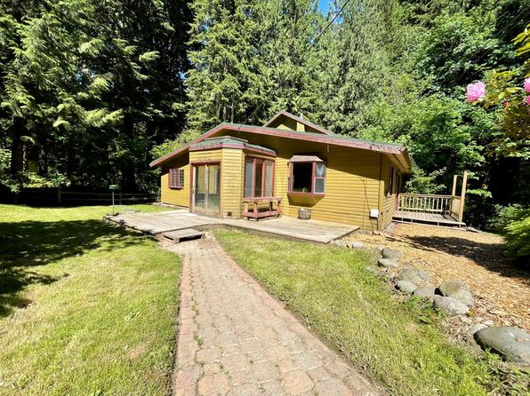 20300 SE Forest Fern Dr