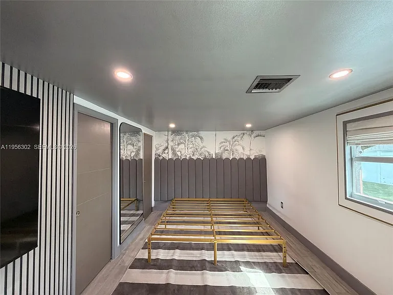 1532 N Andrews Ave — Photo 28