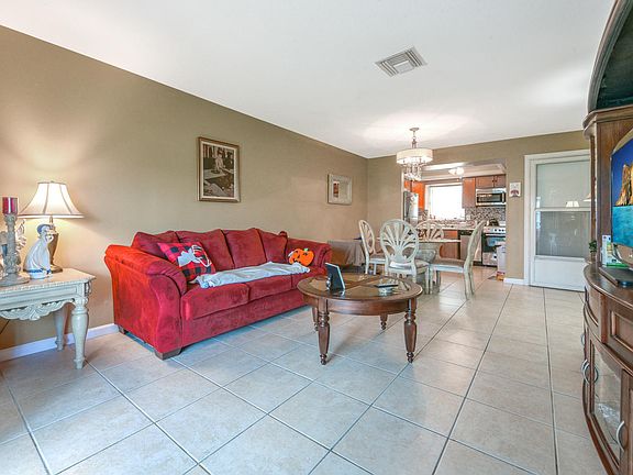 5th image of 2751 Ashley Dr E APT I
