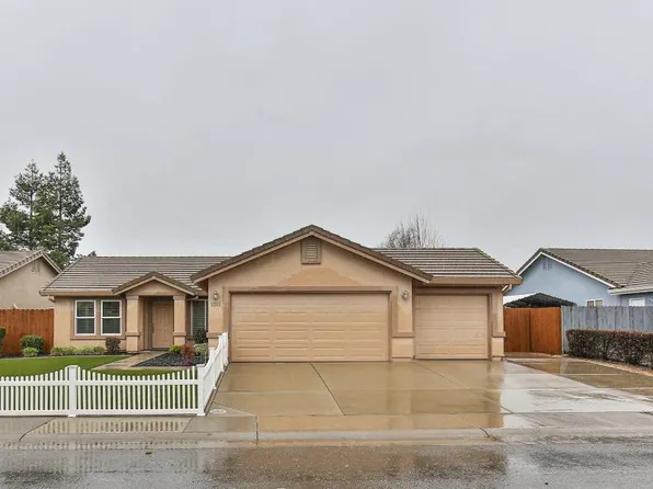 1213 Hiddenwood Dr, Galt, CA 95632