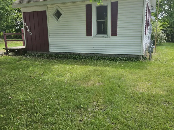 2745 Riverside Rd, Benton Harbor, MI 49022
