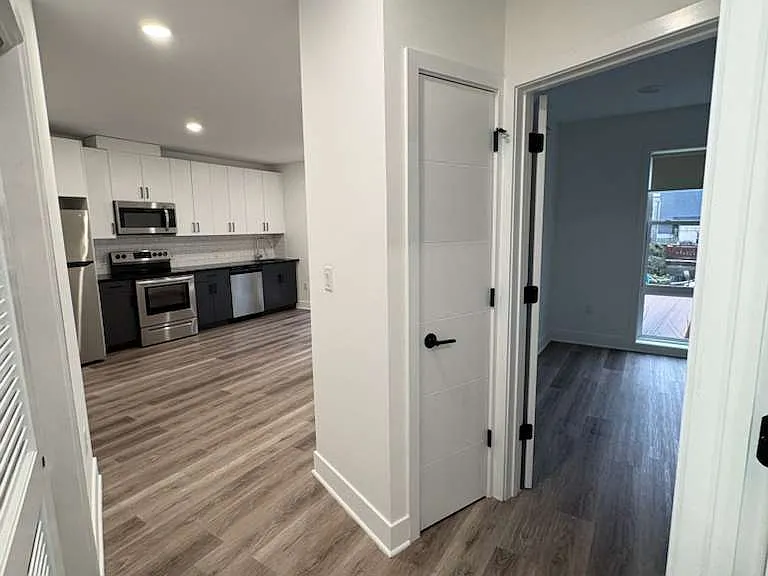 330 Cecil B. Moore Ave — Photo 66