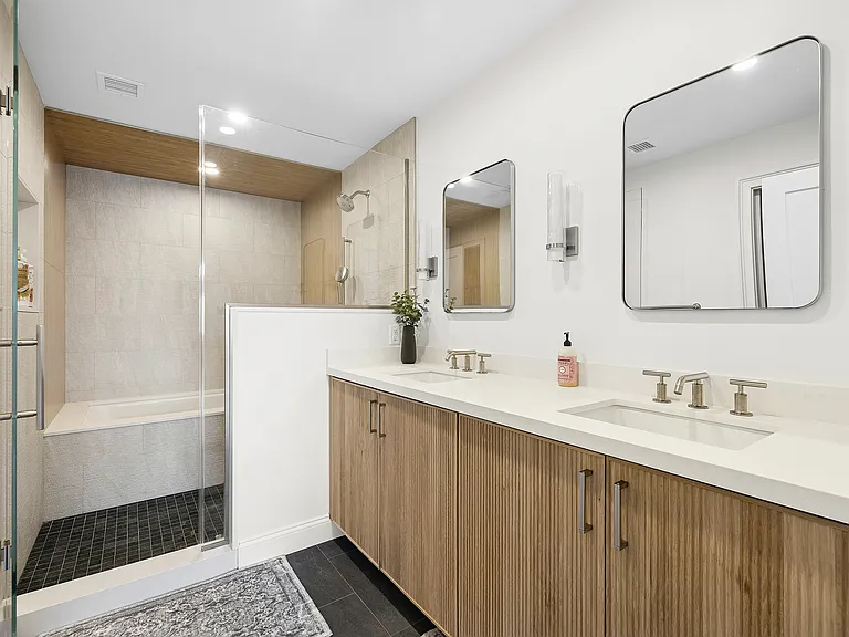 4 Bayberry Rd — Photo 23