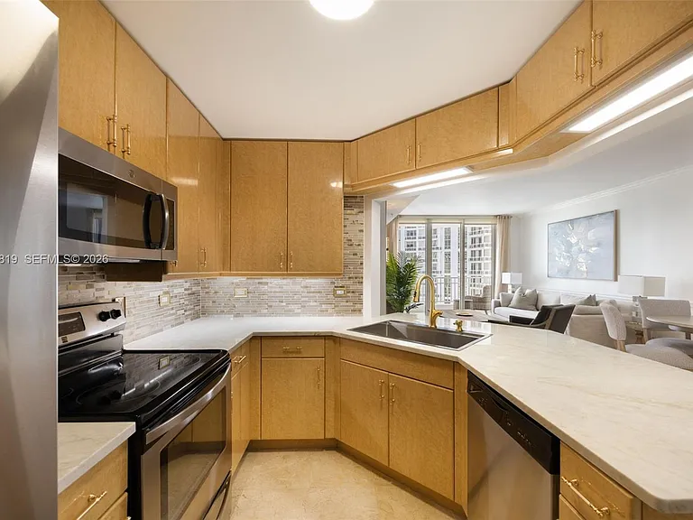 801 Brickell Key Blvd #2008 — Photo 4