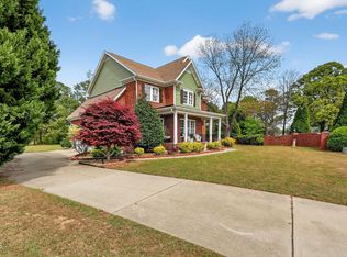 2400 Stewart St, Fuquay Varina, NC 27526